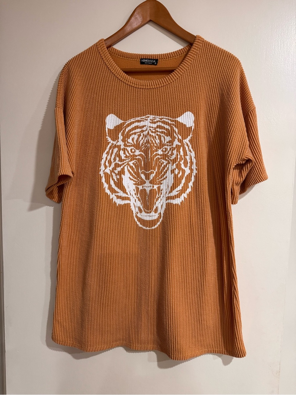 Oversized Tiger Graphic Knit Top